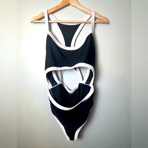 aerie One-Piece Full-Coverage Cut-Out Swimsuit Size XL